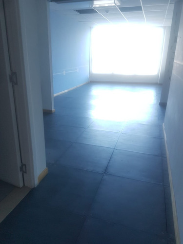 Imagen 11 de 12 de Oficina C/cocina Y Bano Exc. Oportunidad Venta Con O Sin Gje