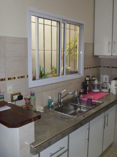 Imagen 6 de 15 de Tipo Casa Al Frente - Lanús Oeste