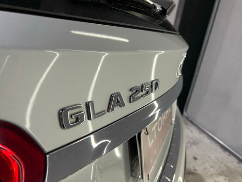 Mercedes-Benz Classe GLA 2.0 Sport Turbo 5p