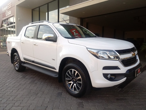 Imagem 4 de 12 de S10 High Country 4x4 Automática 2017/2018 Branca