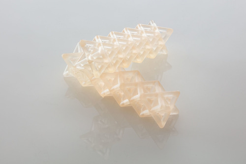 Imagem 2 de 2 de Resina Rigida Ultracur3d Basf Rg 50 Translucida 1kg