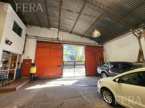 Venta De Galpón En Sarandi