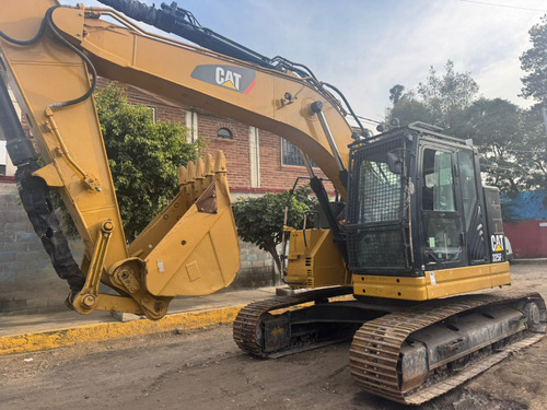 Excavadora Caterpillar 325fl Año 2020 Con Cucharón