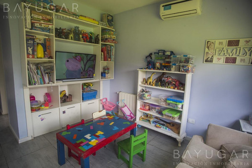 Venta - Casa En Sausalito - Bayugar Negocios Inmobiliarios
