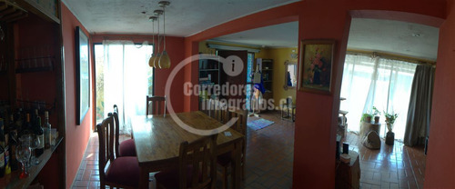 Casa Pedro Valdivia / Rodrigo Araya, 5 Dorm. 2 Baños, 2 Esta