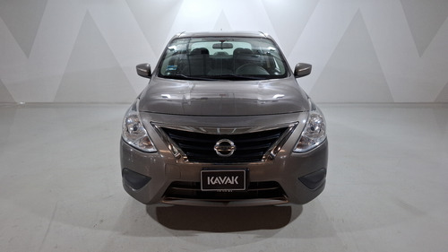 Nissan Versa 1.6 SENSE TA AC