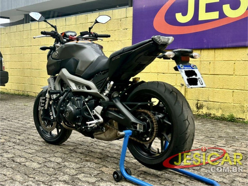 Yamaha Mt-09