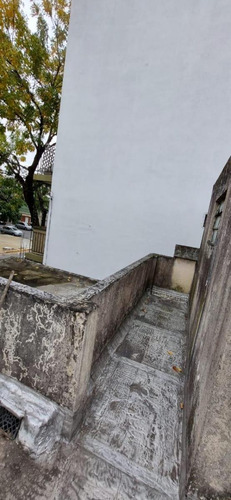 Ph En Venta - 3 Dormitorios 1 Baño - 170mts2 - Villa Pueyrredón