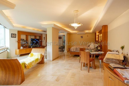 Imagen 7 de 25 de Mls #23-213 Único, Exclusivo E Inigualable Penthouse De Dos Niveles En La Mejor Ubicación De Los Chorros, Son Aproximadamente 1000 Mt 2 Con Excelente Distribución, Y De Un Gusto Impecable. Afm