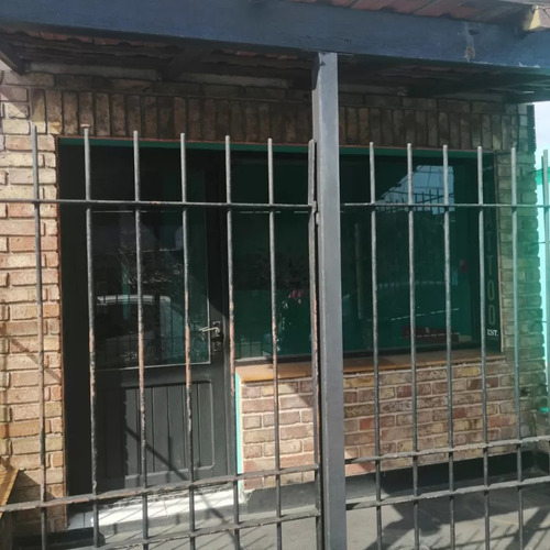 Sitio Vende Sobre Principal Centro Maldonado- Casa Mas Local Comercial