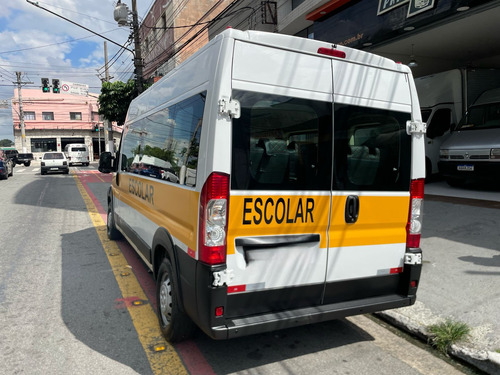 Fiat Ducato 2.3 (13m3) 5p 6 marchas