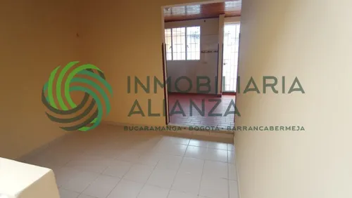 Apartamento En Arriendo En Ciudad Valencia. Cod A16570