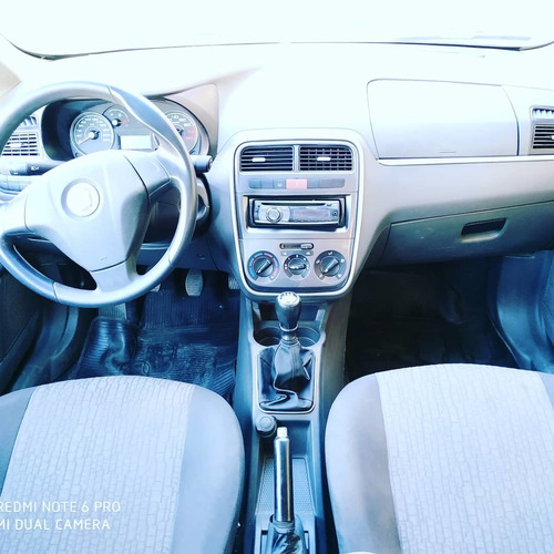 Fiat Punto 1.4 Attractive 2012