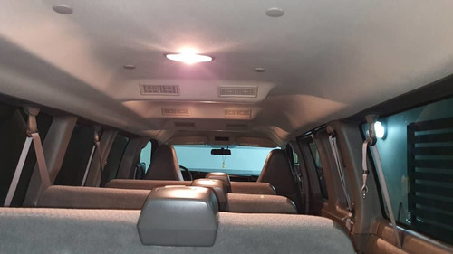 Imagen 6 de 11 de Chevrolet Van Express Pasajeros 2017 Nueva