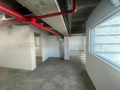 Local En Venta El Rosal 23-28023 Lv