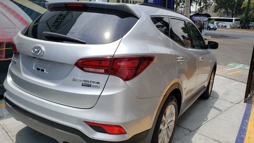 Imagen 2 de 15 de Hyundai Santa Fe 2018 2.0 Sport L Automatica 5 Pasajeros