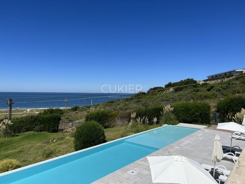 Imagen 3 de 18 de Alquiler De Temporada Y Alquiler De Apartamento 2 Dormitorios A Estrenar Duplex Con Piscina Propia Y Primera Linea Al Mar En Punta Ballena