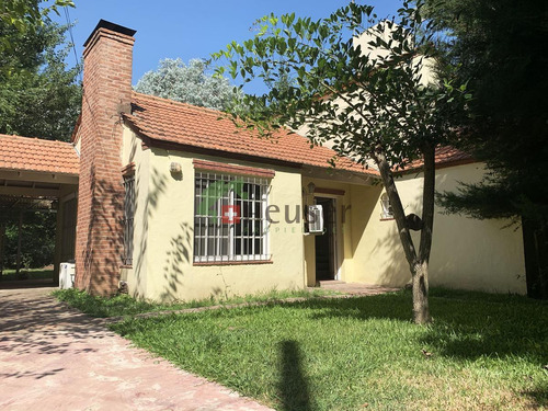 Casa En Venta, Los Naranjos, Maschwitz