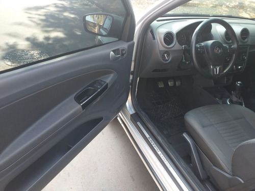 Imagem 12 de 14 de Volkswagen Nova Saveiro Saveiro 1.6 Cross Ce 8v Flex 2p