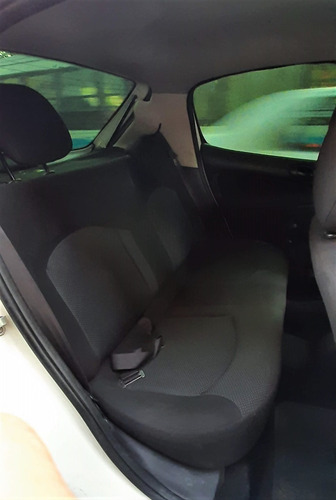 Imagem 10 de 10 de Peugeot 207 1.4 Active 8v Flex 4p Manual