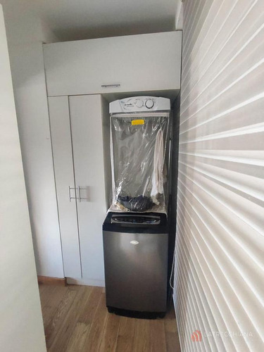 Venta De Departamento. Impecable 2 Amb. De 70 M2. Las Lomitas