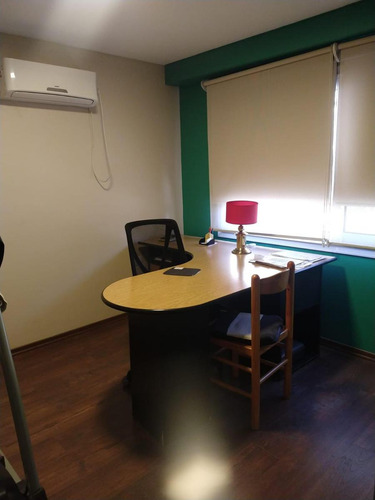 Casa En Venta - 4 Dormitorios 4 Baños - San Rafael