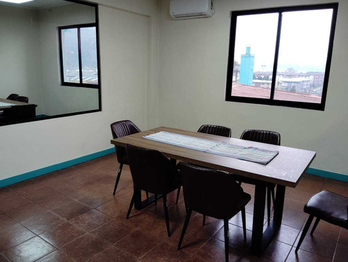 Se Arrienda Gran Casa Comercial Centro Temu (64778)