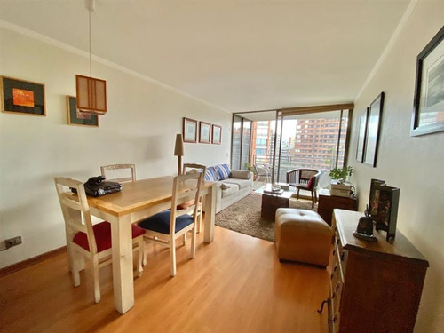 Departamento En Venta De 2 Dorm. En Las Condes