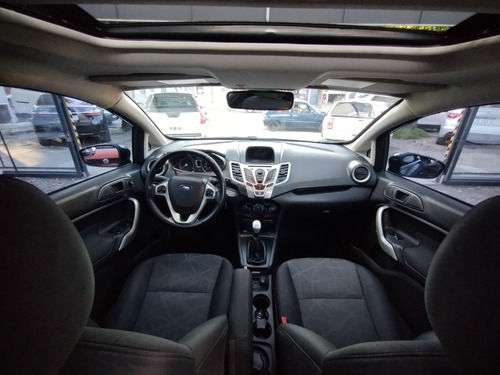 Ford Fiesta Kinetic Design 1.6 Design 120cv Titanium