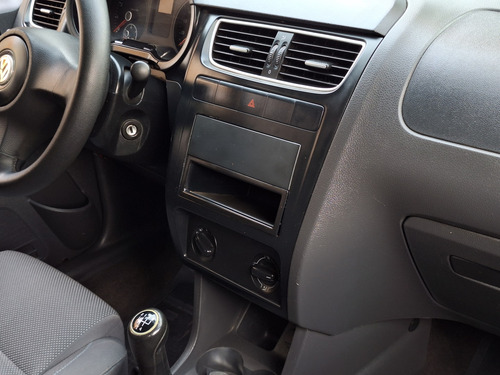 Volkswagen Fox 1.0 MI 8V FLEX 4P MANUAL