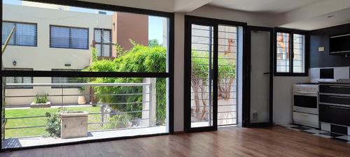 Dúplex En Venta - Barrio Chateau Carreras - Excelente Oportunidad