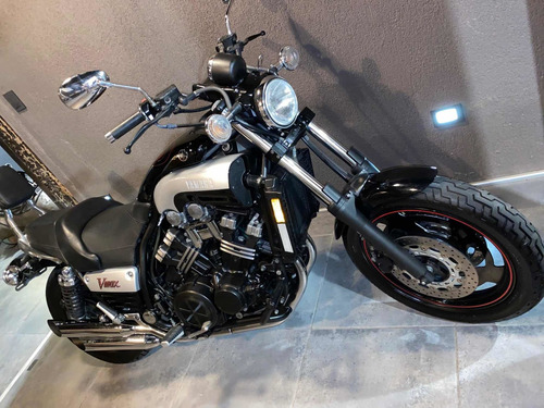 Yamaha Vmax 1200
