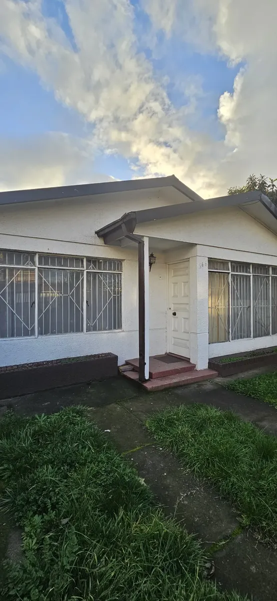 Imagen 2 de 30 de Se Vende Casa Central En Calle Almagro A Pasos Del Centro