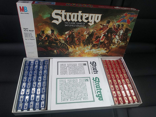 Milton Bradley Stratego - El Juego Clásico De Battlefield St