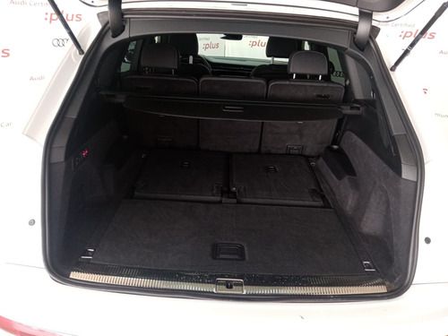Audi Q7 3.0 55 TFSI S line quattro At