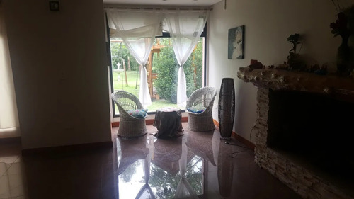 Imagen 6 de 13 de Alquilo Quinta Pileta Parque Juegos A 40 Minutos De C.a.b.a.