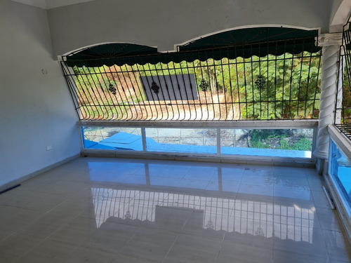 Vendo Casa En Colonia De Los Doctores