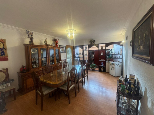 Casa En Venta, Lomas De La Hacienda, 4 Recámaras.
