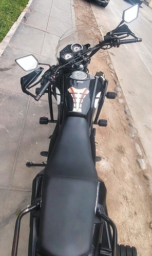 Color Negra Con Slider Y Cadena De Seguridad