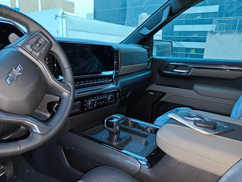 Chevrolet Cheyenne 6.2 Doble Cab Zr2 4X4 At