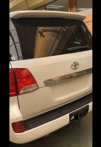 Imagen 7 de 9 de Toyota Land Cruiser
