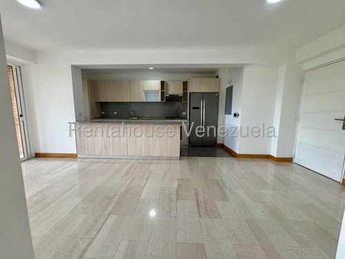 Rm Apartamento (1 Nivel) En Alquiler En Lomas Del Sol