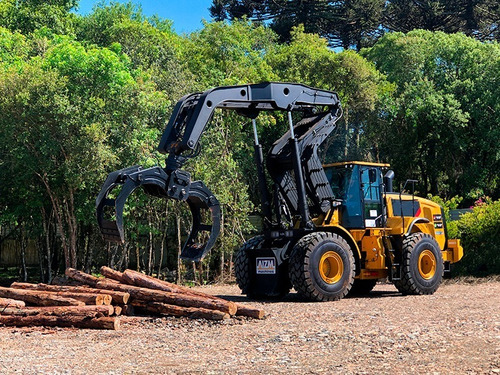 Imagem 4 de 8 de Timberlift Tl950 Manipulador Sobre Rodas