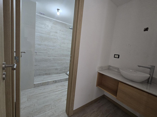 Exclusivo 5 Ambientes Domotizado Con Quincho Y Terraza Propia