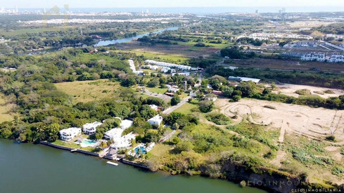 Terreno En Venta En Playa De Vacas Veracruz Con 103 M2 Frente Al Rio