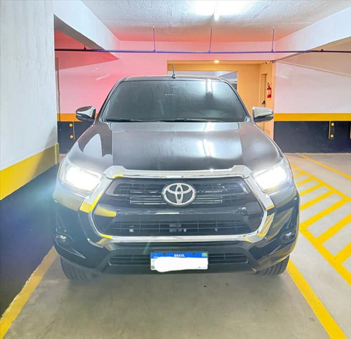 Toyota Hilux 2.8 D-4d Turbo Diesel cd Srv 4x4 Automático