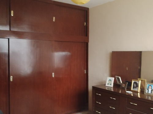 Sr Vende Amplia Y Bonita Casa De 4 Recámaras En Col. Gertrudis Sánchez