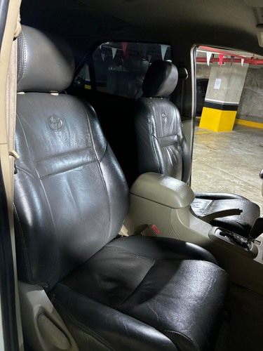 Toyota Fortuner 4x4 2010