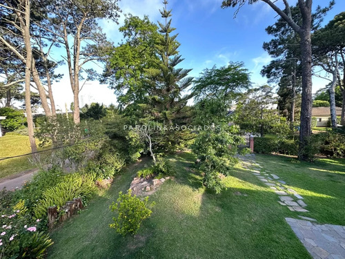 Hermosa Casa En Venta De 4 Dormitorios En Mansa, Punta Del Este.