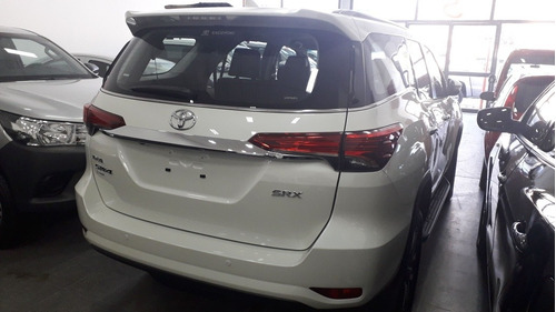 Toyota SW4 2.8 Srx 177cv 4x4 7as At
